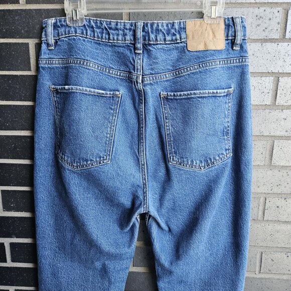 Zara Women's High Waisted Medium Blue Wash Mom Jeans Normcore Streetwear Size 10 - Picture 5 of 13